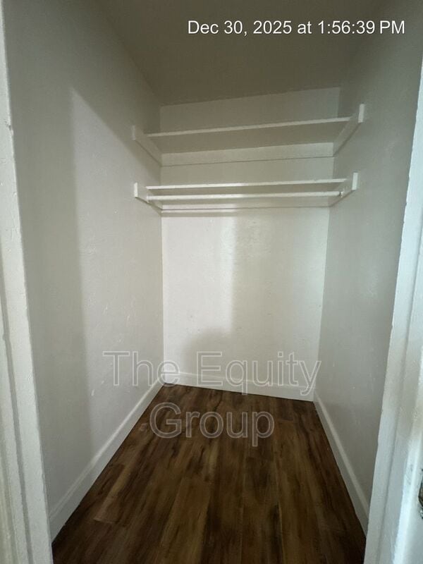 Building Photo - 352 S Blackstone St