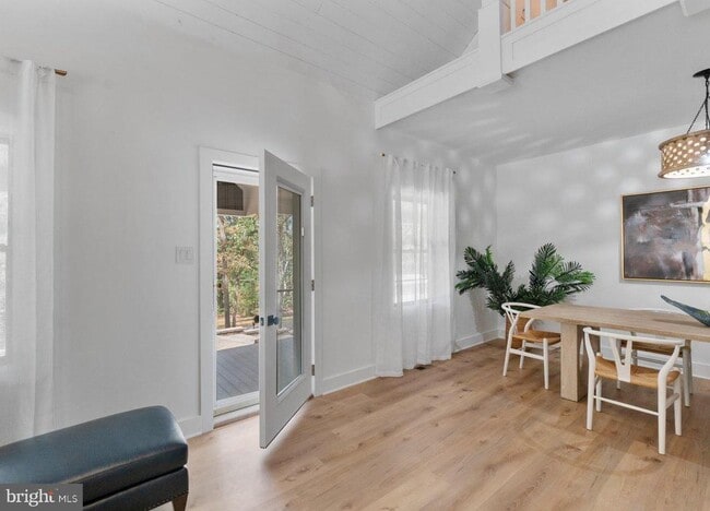 Building Photo - 851 Bacon Hall Rd