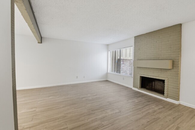 Building Photo - 12027 Willow Trail