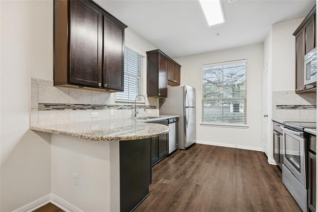 Building Photo - 1200 10th St