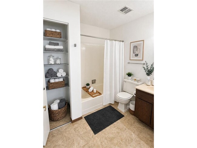 Building Photo - 517 Pleasant Dr