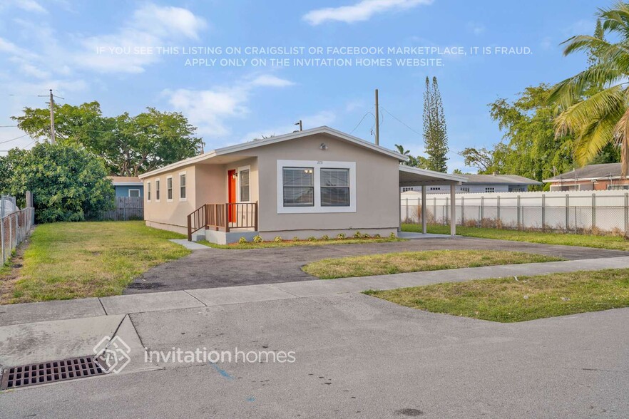 Building Photo - 2751 NW 23rd St