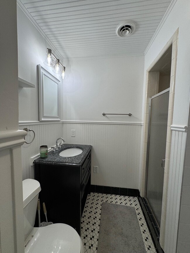 Building Photo - 1114 10th St