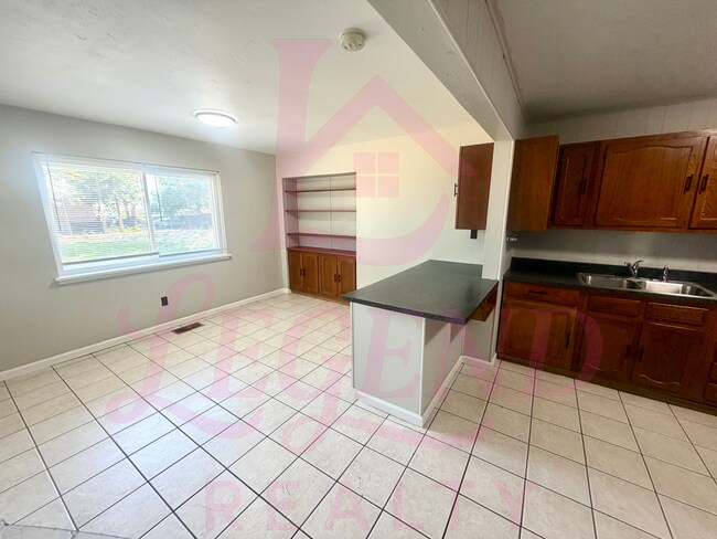 Building Photo - Adorable 2 Bedroom 1 Bathroom Home In St. Ann!!!