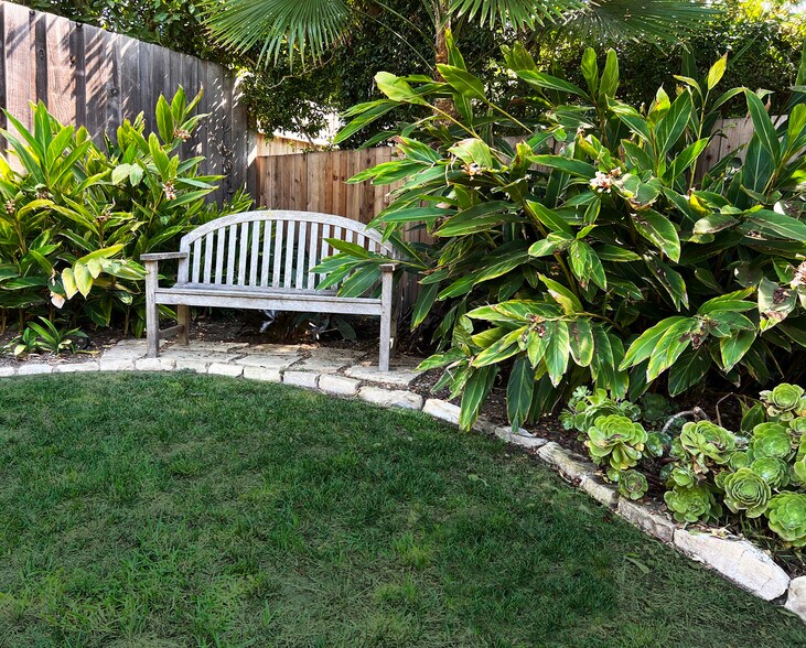 Building Photo - 144 San Rafael Ave