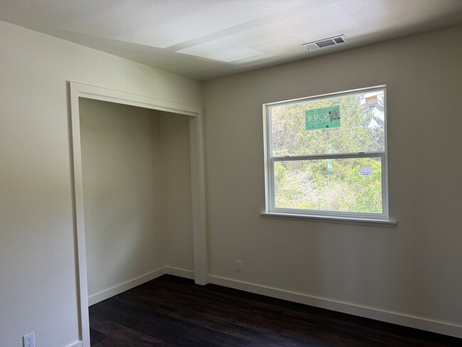 Building Photo - 6442 Aspen Way