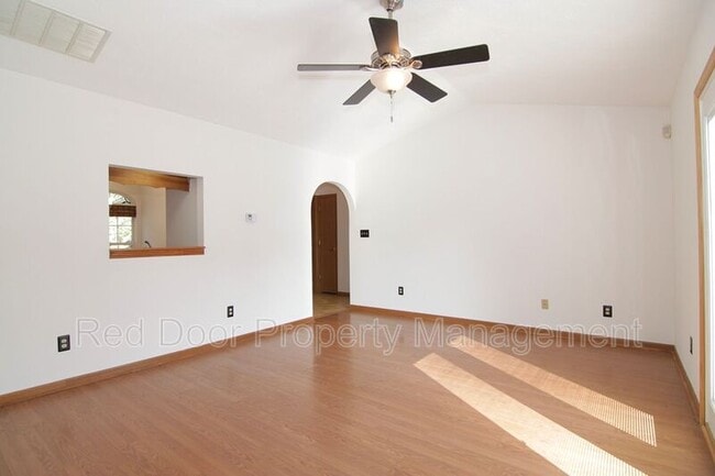 Building Photo - 4407 Meadowsweet Ct