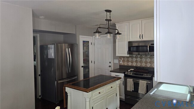 Building Photo - 5421 Pleasant Grove Ln