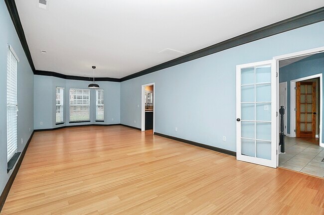 Building Photo - 3415 Fallowbrook Forest