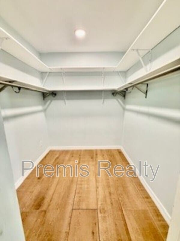 Building Photo - 1770 Braxton Bragg Ln