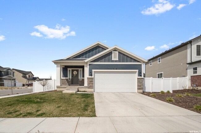 Building Photo - 6047 White Rock Rd