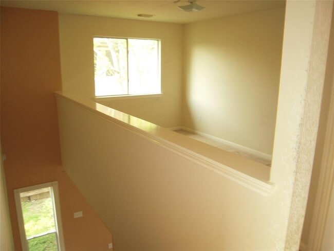 Building Photo - 4242 Daisy Meadow Dr