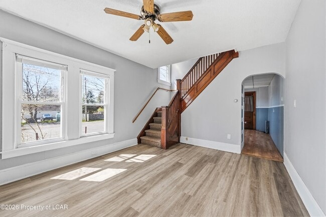 Building Photo - 175 Dundaff St