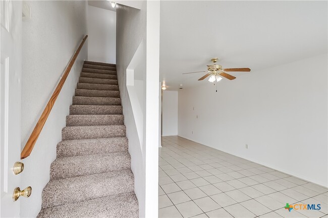 Building Photo - 4005 Doraine Ct