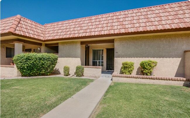 Building Photo - 25 N Cottonwood St