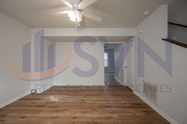 Building Photo - 407 S Merritt Mill Rd