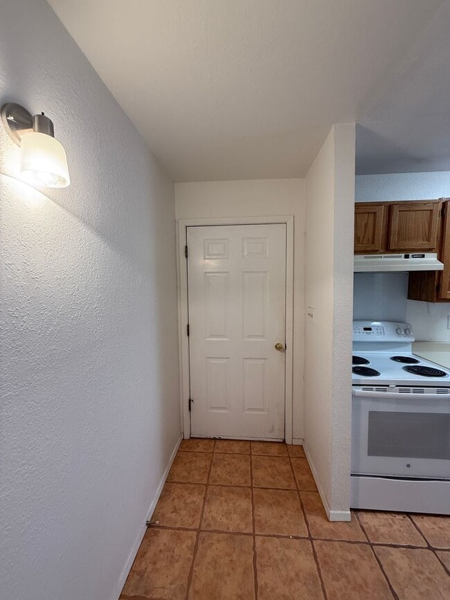 Building Photo - Home in Picacho Hills - 3 Bed 2 bath with Casita