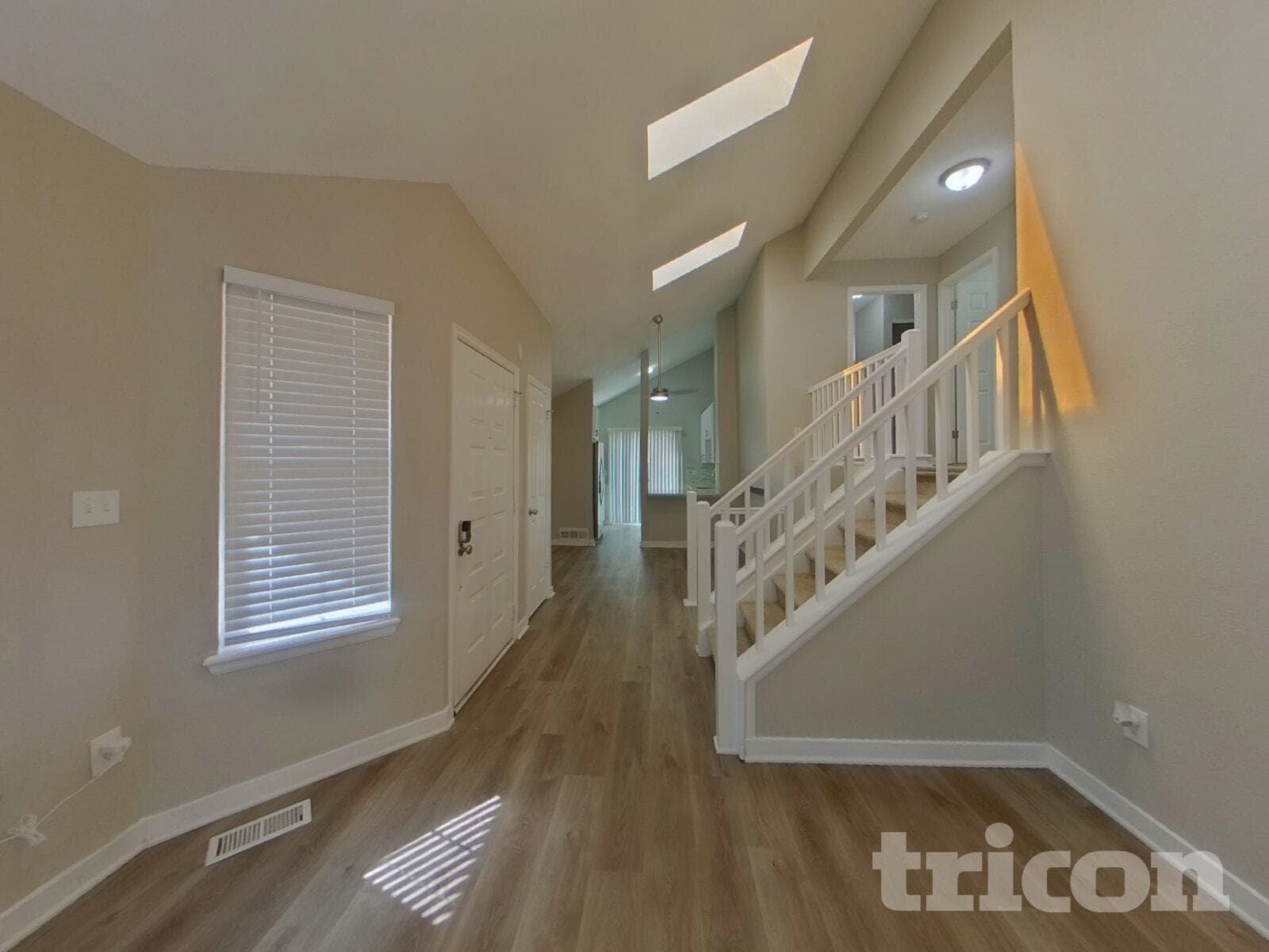 Building Photo - 9227 S Butterwood Ct