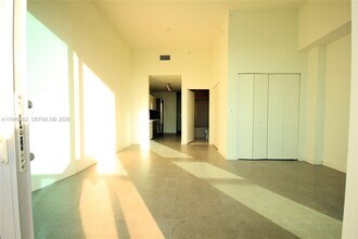 Building Photo - 1100 S Miami Ave