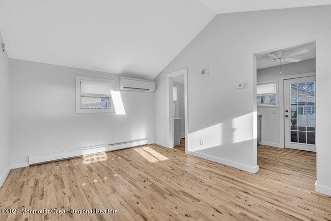 Building Photo - 1314 Squirrel Rd