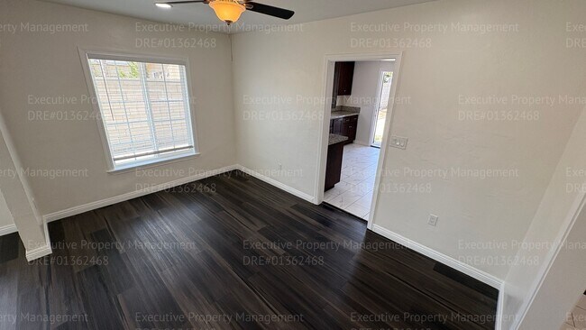 Building Photo - 2 bedroom 1 bathroom house located in the 93307 zipcode near E Brundage Ln/ Madison St