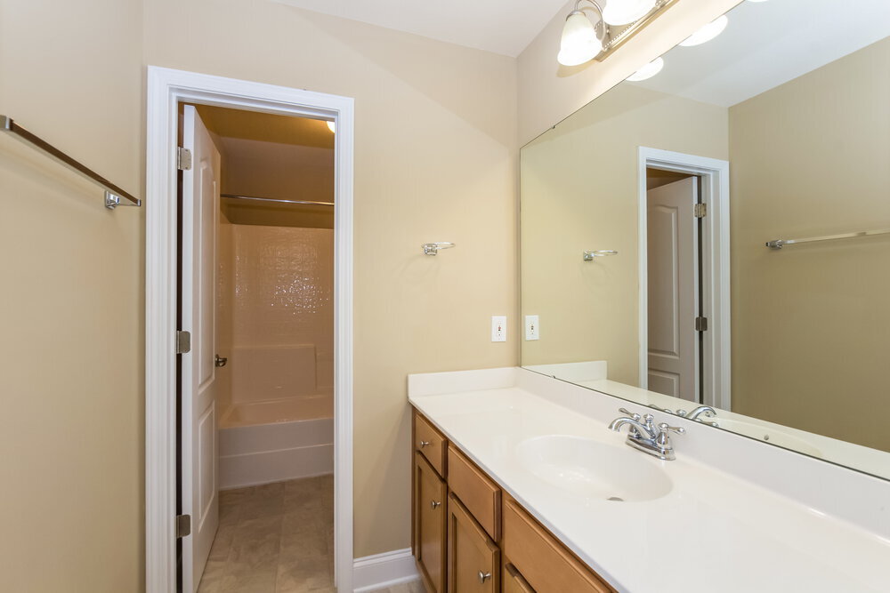 Building Photo - 6246 Silver Chime Way
