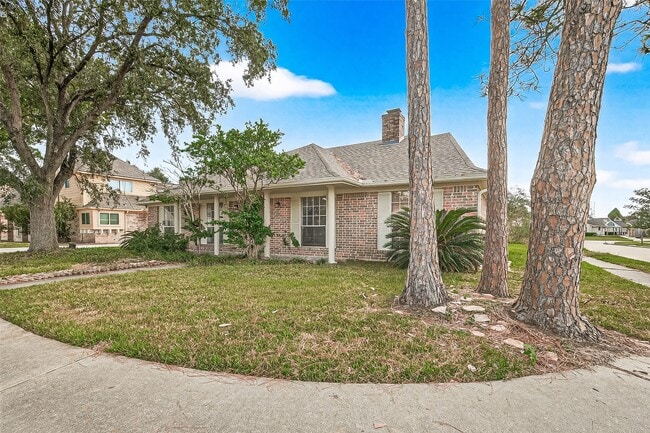 Building Photo - 13335 Trompilla Ln