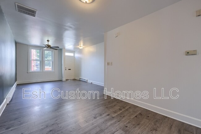 Building Photo - 464 Lafayette St