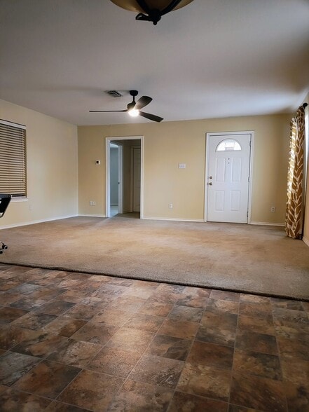 Building Photo - 128 Moyer Ln