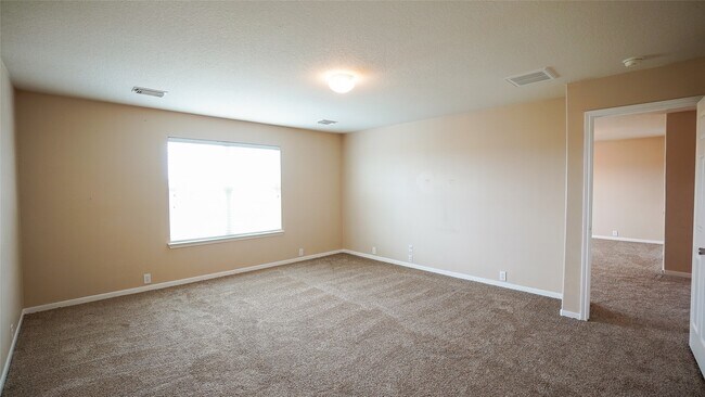 Building Photo - 16526 Bristle Creek Dr