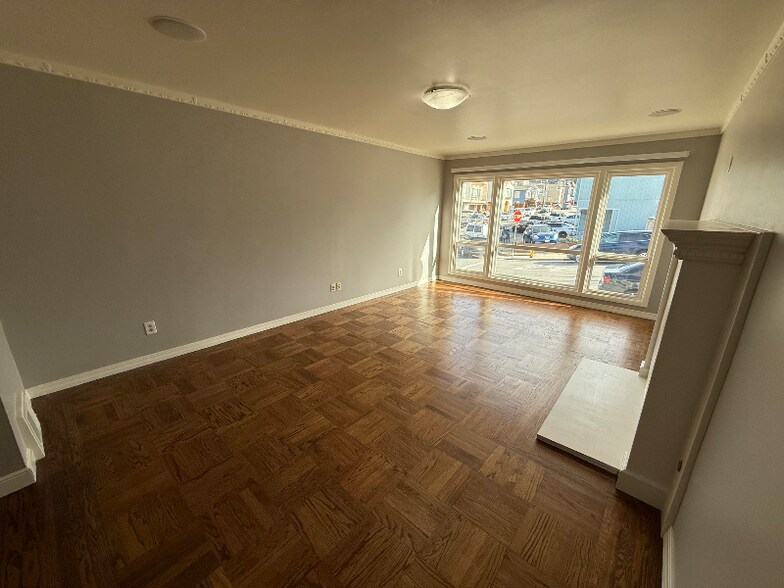 Building Photo - 102 Werner Ave