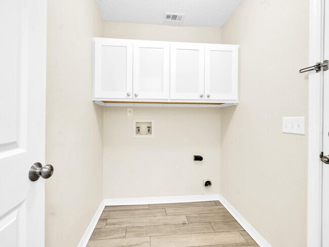 Building Photo - 763 Pearl Sand Dr