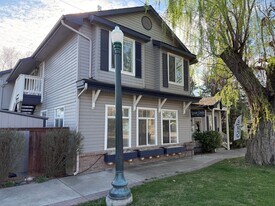 Building Photo - 148 N 2nd St