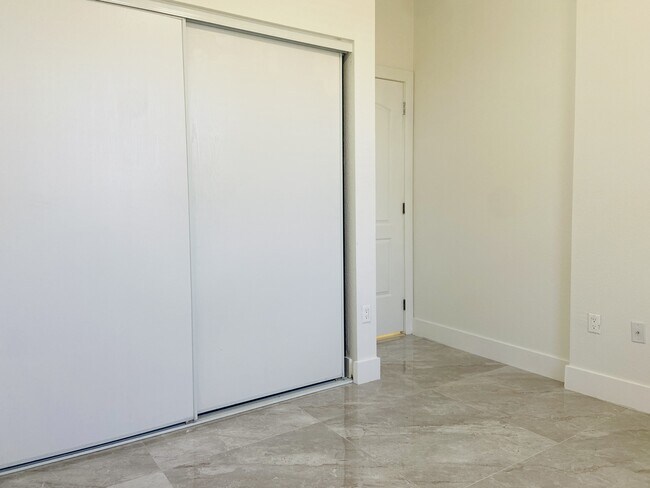 Building Photo - 269 Bella Sol Way