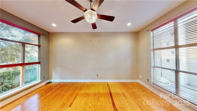 Building Photo - 2062 Atherton Heights Ln