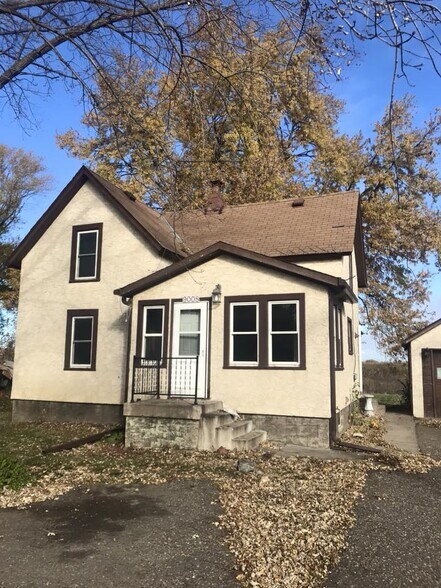 Building Photo - 9008 93rd Ave N