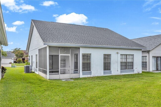 Building Photo - 5831 Plumtree Ct