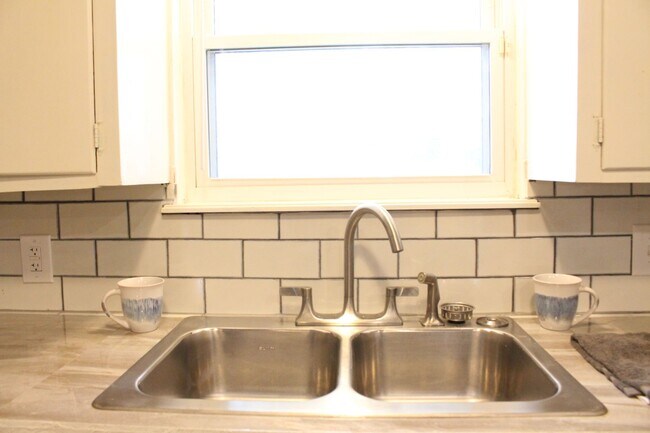 Building Photo - Steller 3 bed 3 bath home for rent!!!