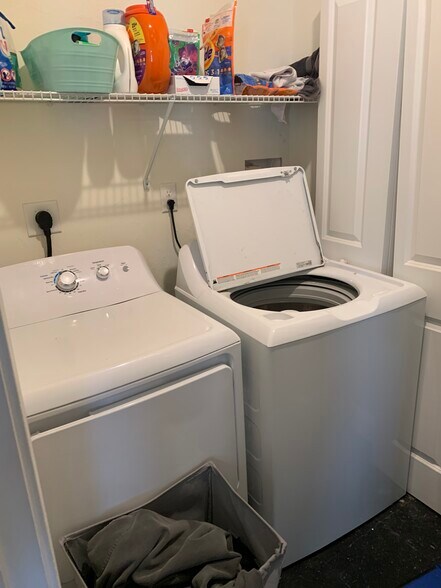 Building Photo - 25 Savin Hill Ave