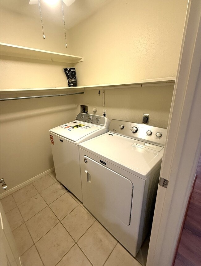 Building Photo - 12810 Apple Forest Trail