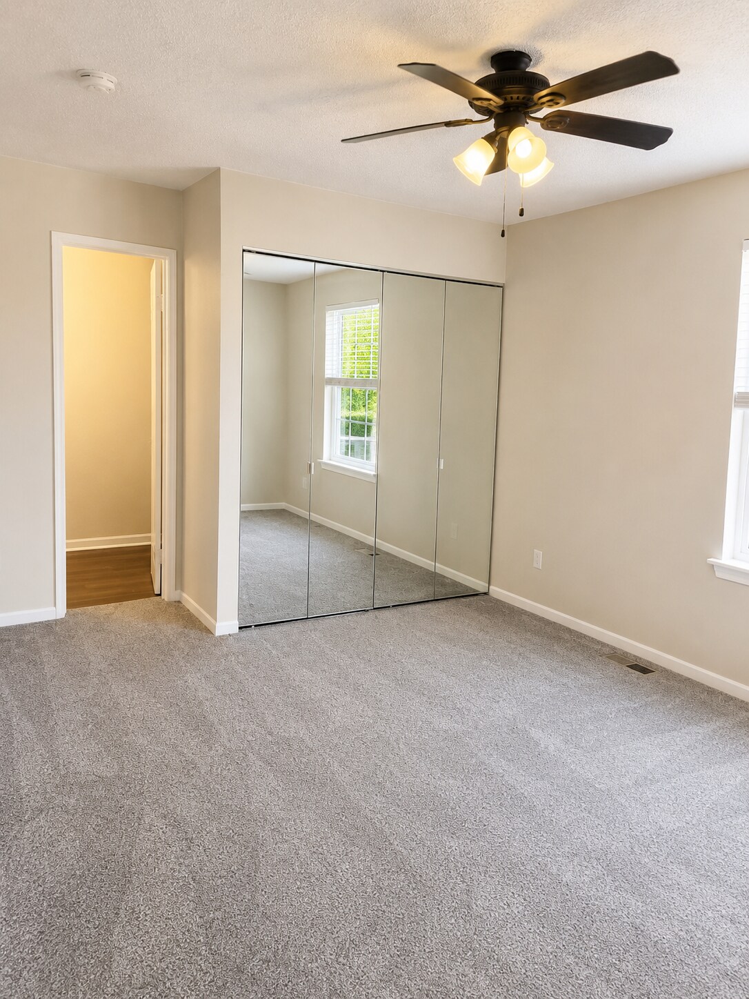Building Photo - 3463 S Ammons St