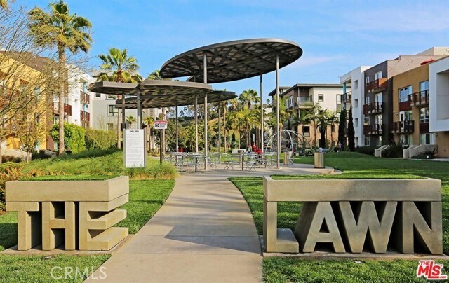 Building Photo - 13044 Pacific Promenade