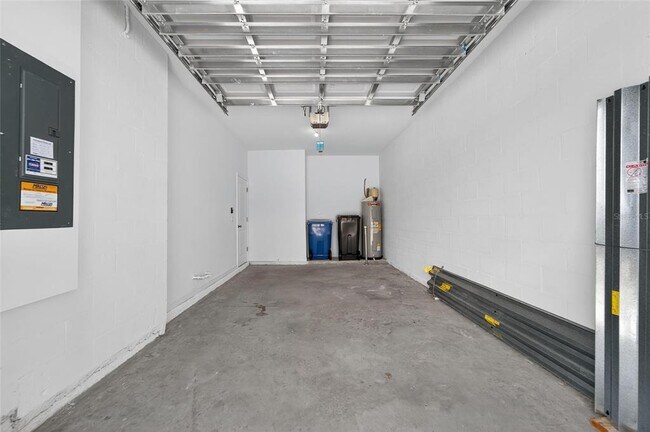 Building Photo - 257 Royal Spoonbill Drive
