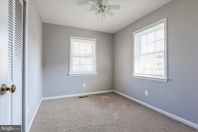 Building Photo - 9860 Hagel Cir