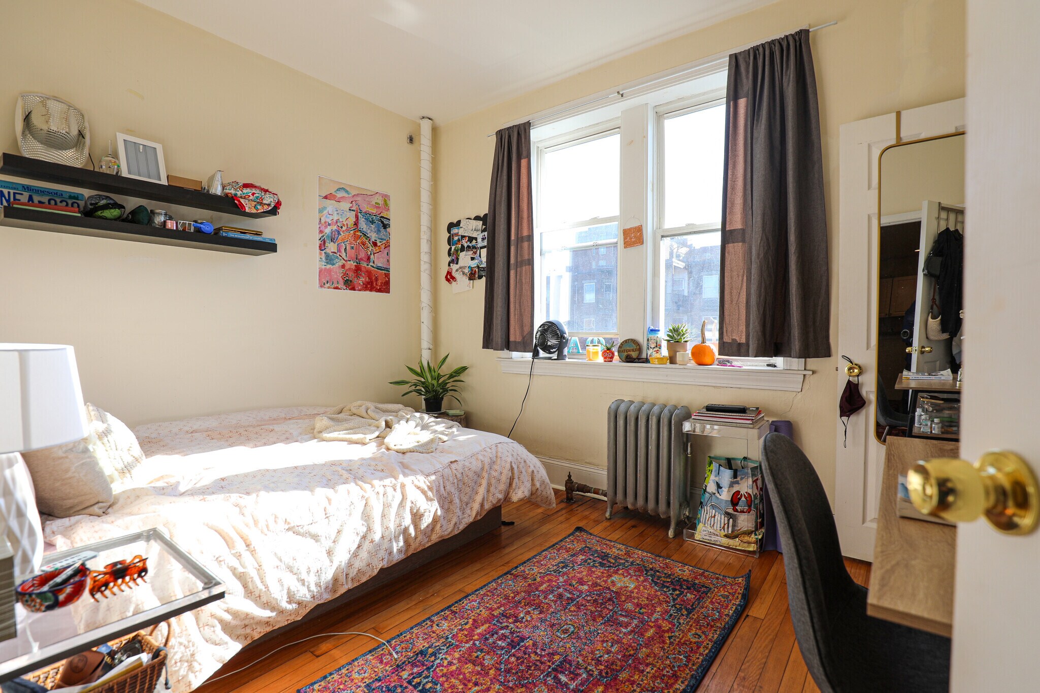 Building Photo - 66 Egmont St