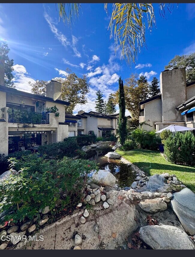 Building Photo - 5714 Skyview Way