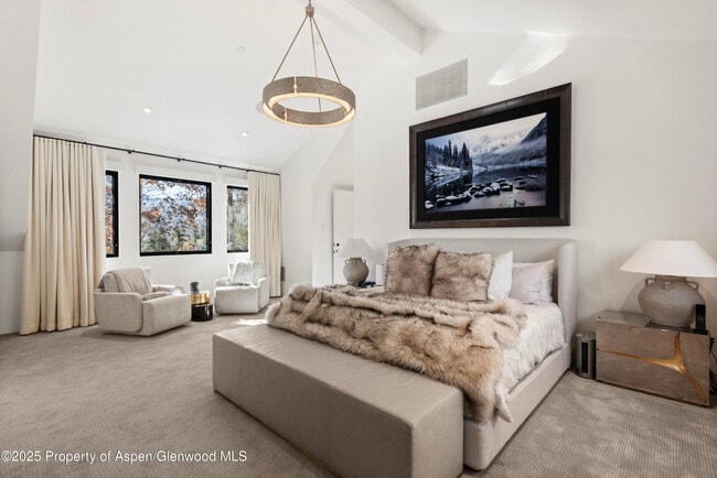 Building Photo - 75 McLain Ct