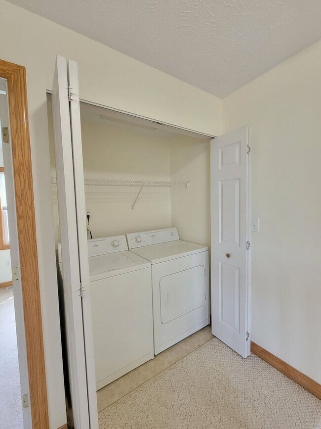 Building Photo - 2 br, 1.5 bath House - 3 Bakers Pointe