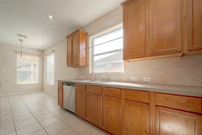 Building Photo - 1814 Sonoma Trail Dr