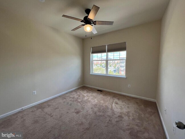 Building Photo - 7031 Starwort Wy